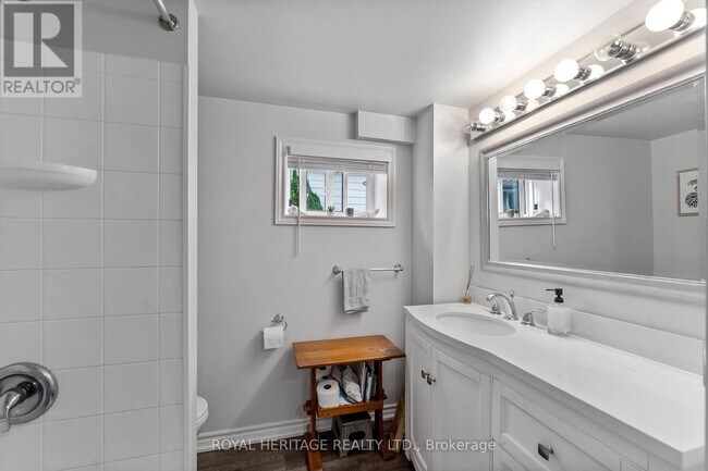 Photo du bâtiment - 1621 Cherryhill Rd