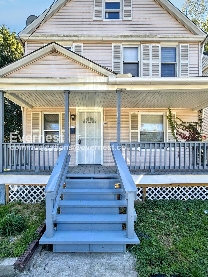 8002 Bellevue Ave Cleveland, OH 44103 – photo 1