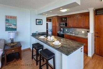 Building Photo - 2600 Pualani Way