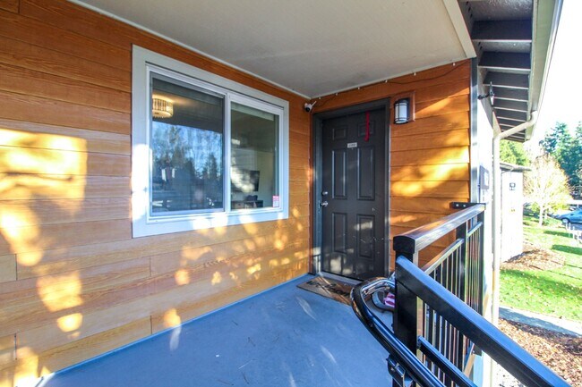 Building Photo - 3 Bed/2 Bath condo in desirable Serenity a...