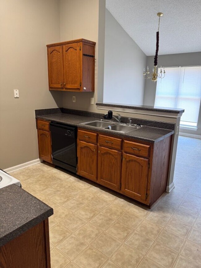 Foto del edificio - Renovated 2 Bedroom 2 Bath Home for Rent!!