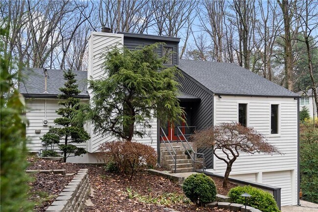 Building Photo - 4595 Dudley Ln