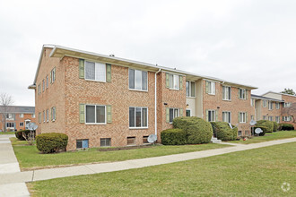 Charter Square Apartments Rentals - Troy, MI | Apartments.com