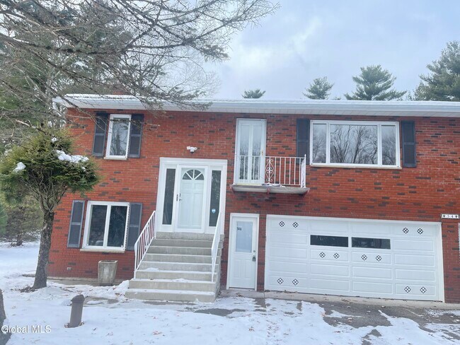 Foto del edificio - 54 NY-236