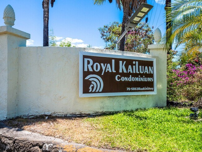 Building Photo - 2 Bedroom 2 Bathroom Royal Kailuan Condo