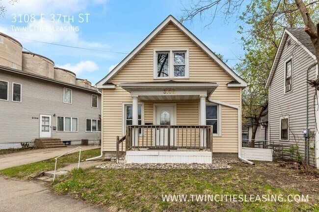 Building Photo - 3108 E 37th St