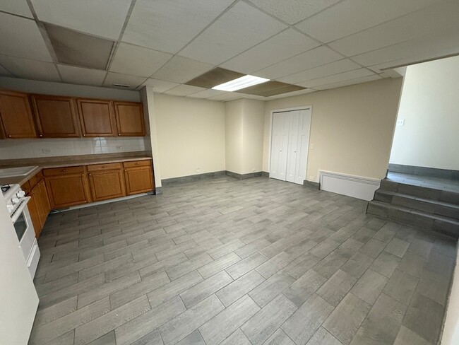 Building Photo - 3144 Harlem Ave