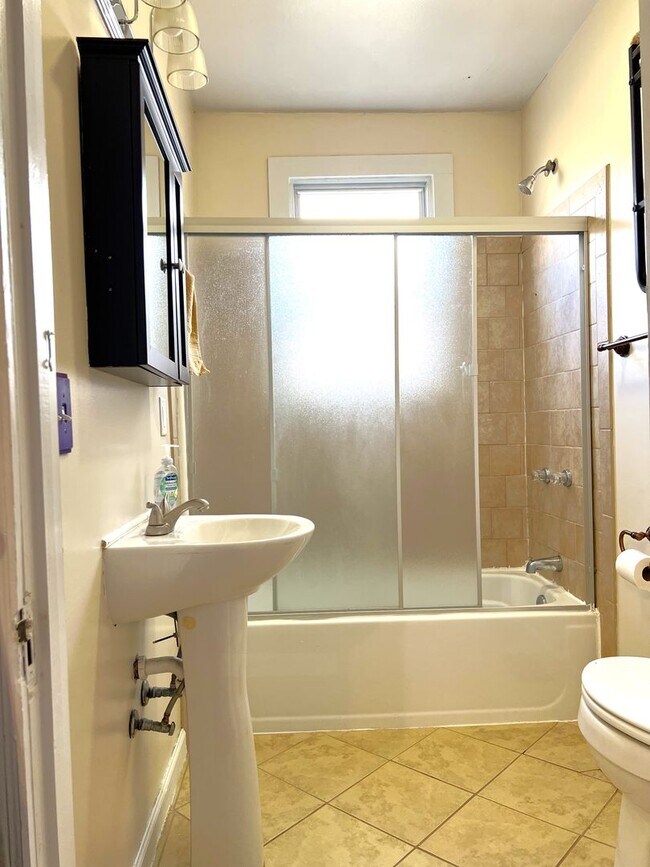 Foto del edificio - Maryville 37804 - 2 bedroom, 1 bath home -...