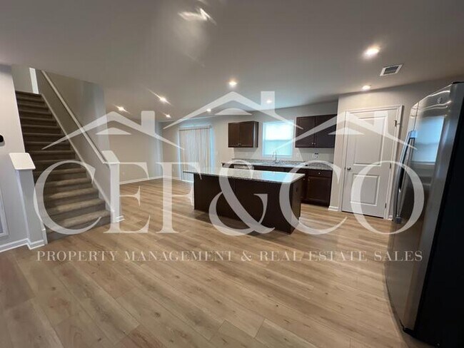 Building Photo - New Construction Gem – 4BR + Loft, Garage, and Great Amenities!