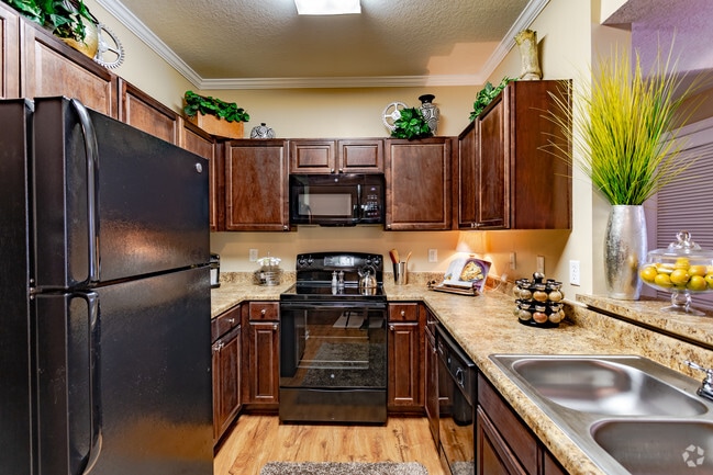 2BR,2BA - Cypress Cove Apartment Homes