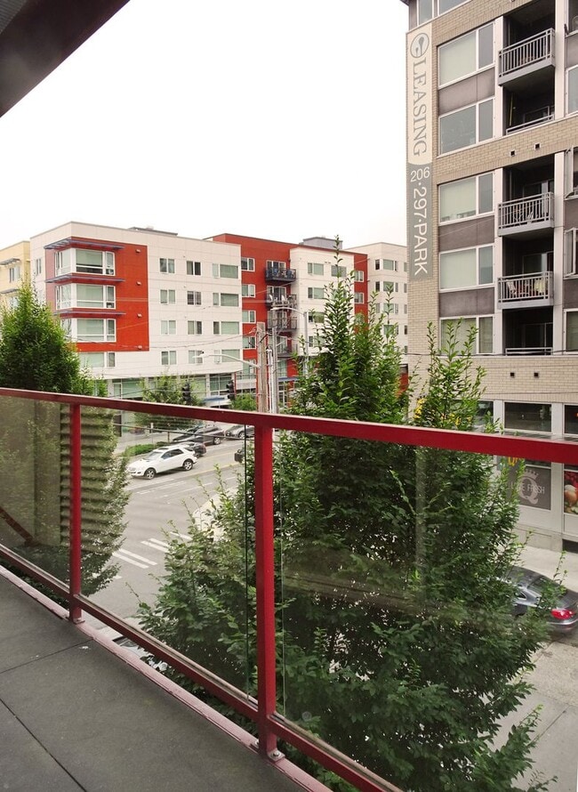 Building Photo - 1Bd/1Ba Seattle Condo