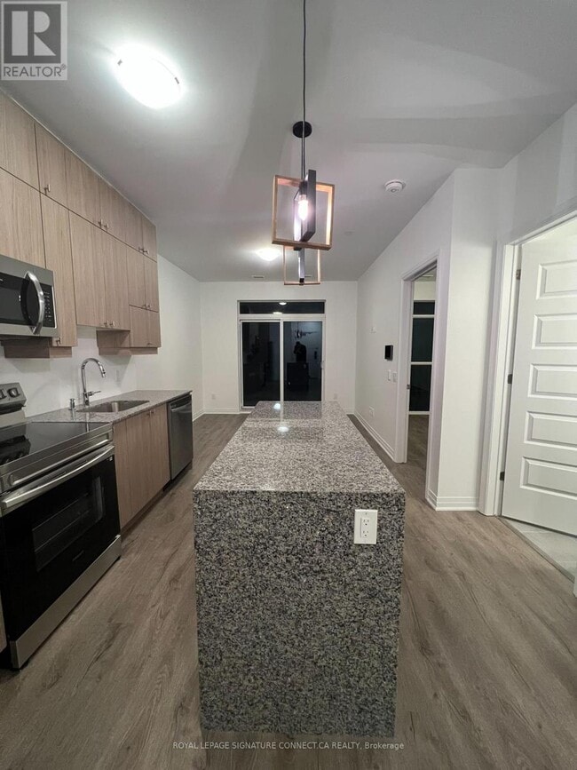 Photo du bâtiment - 460 Gordon Krantz Ave