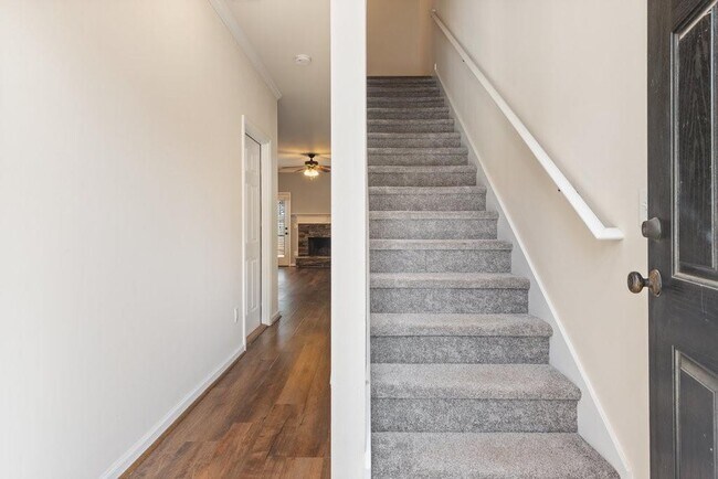 Building Photo - 154 Cypress Ct