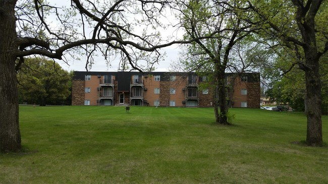 Foto del edificio - 310 Kenwood Dr