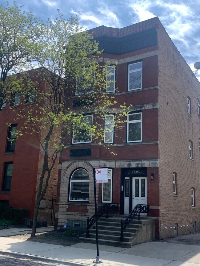 Building Photo - 1303 W Flournoy St