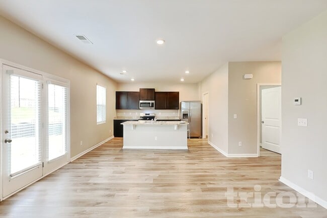 Building Photo - 99 Yonah Way