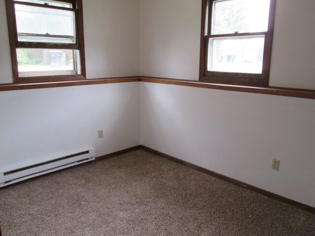 Building Photo - 1027 Campbell Dr