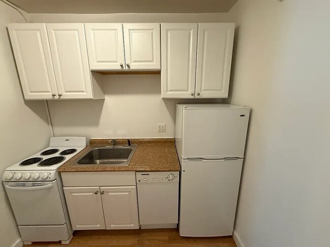 Foto del edificio - 628 Tenth Avenue