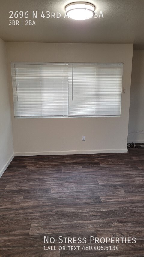 Foto del edificio - Remodeled 3 Bedroom Condo at 43rd Ave and ...