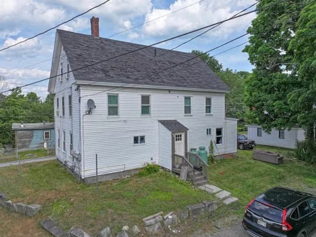 Building Photo - 12 Church St