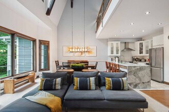 Building Photo - 118 Chem. des Quatre-Sommets