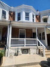 Building Photo - 935 Maple Terrace