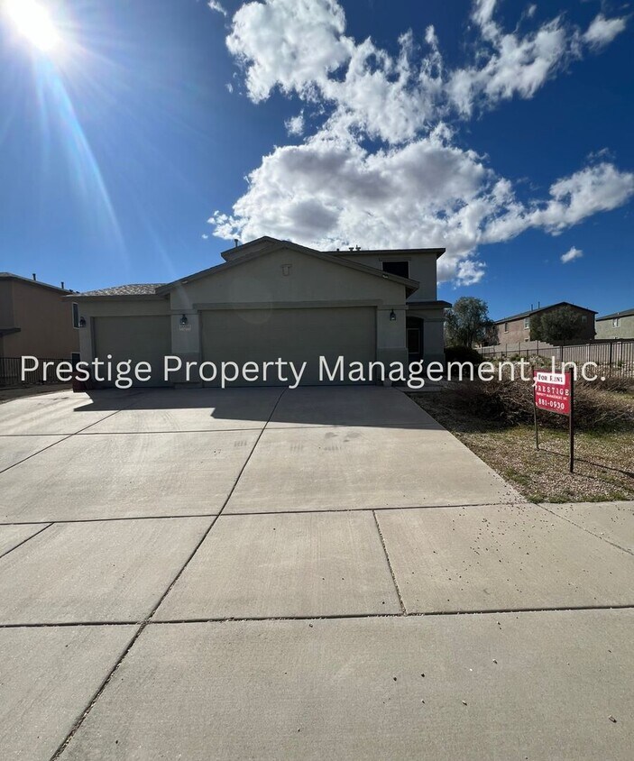 Primary Photo - Nice Sahuarita Home with Open Kitchen!!