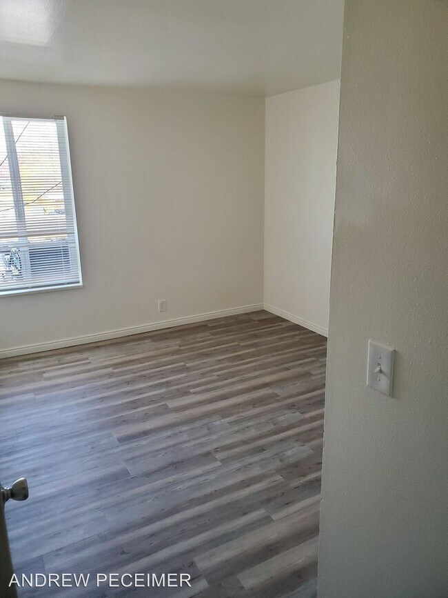 Building Photo - 1722 W 400 N