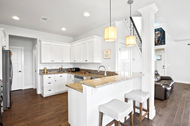 Foto del edificio - 1216 Boulder Ridge St