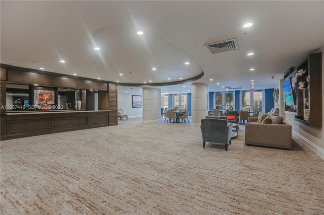 Foto del edificio - 6051 N Ocean Dr