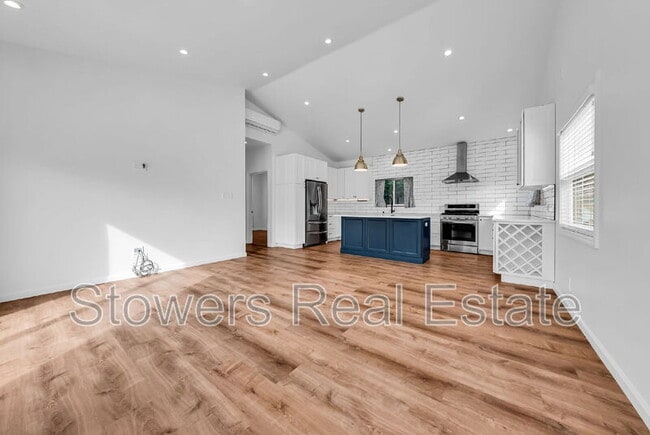 Building Photo - 21747 Orange Ave