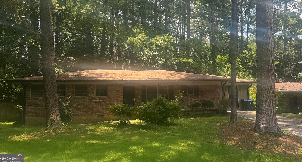 Primary Photo - 2090 Jordan Terrace NE