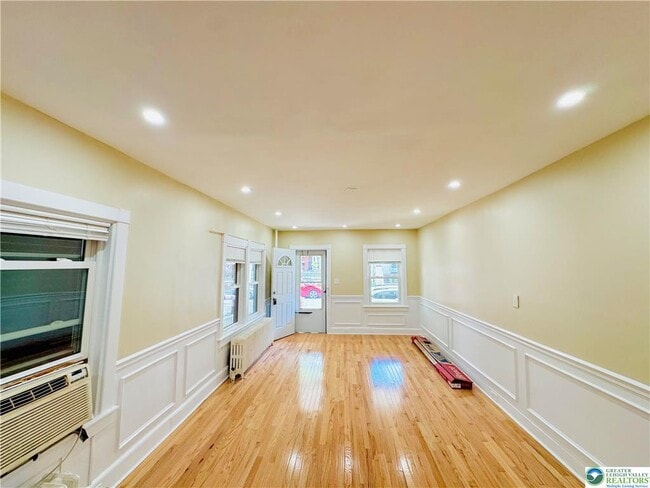 Foto del edificio - 2429 Forest St
