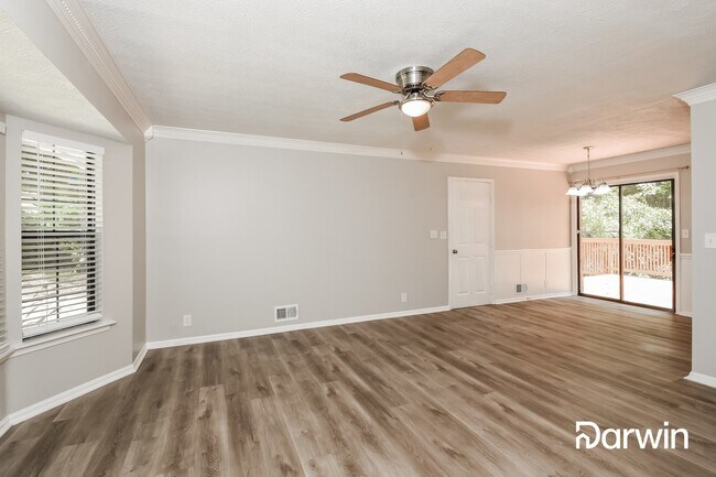 Building Photo - 4135 Rue Saint Germain, Stone Mountain, GA...