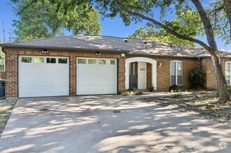Building Photo - 7829 Noneman Dr
