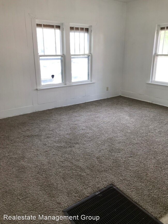 Foto del edificio - 2 br, 1 bath House - 1250 N Lorraine Ave