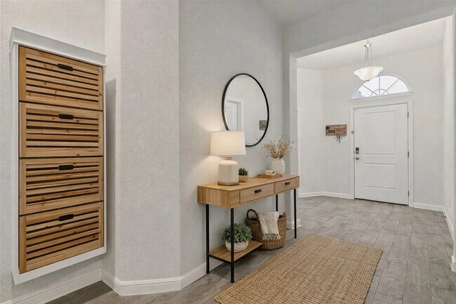 Foto del edificio - 9125 Highland Orchard Dr