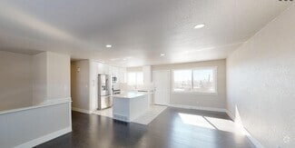Building Photo - 482 W 80th Ave