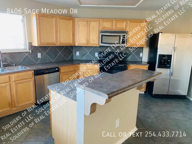 Foto del edificio - 8406 Sage Meadow Dr
