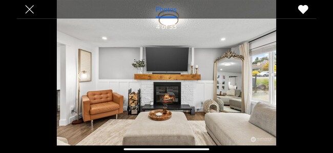 Sala de estar - 5326 Green Hills Ave NE