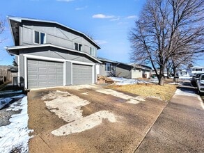 Building Photo - 1828 S Idalia St