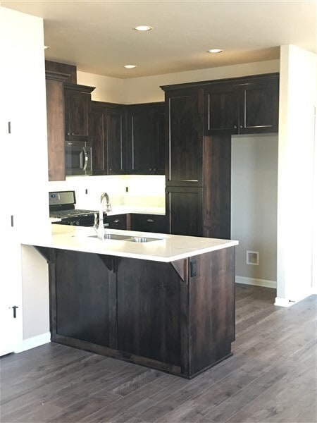Building Photo - Parkland Townhome in SW Redmond