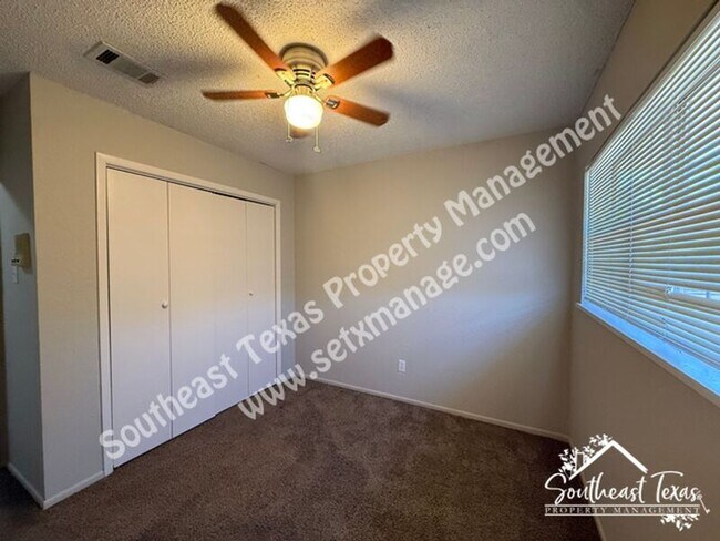 Foto del edificio - 4147 Arthur Ln