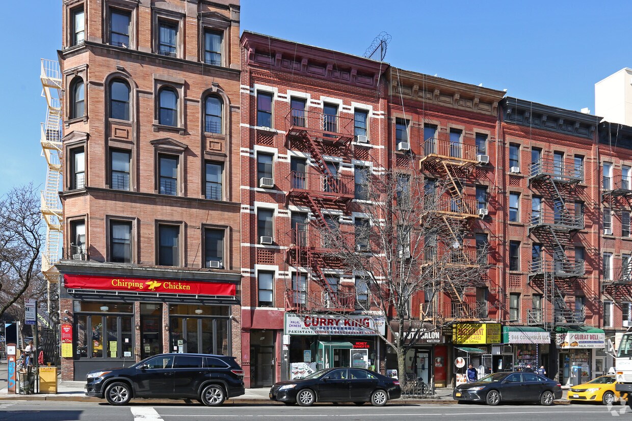 Primary Photo - 942 Columbus Ave