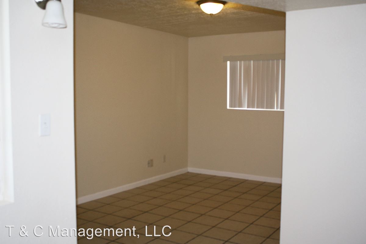 Primary Photo - 218 Dallas St NE