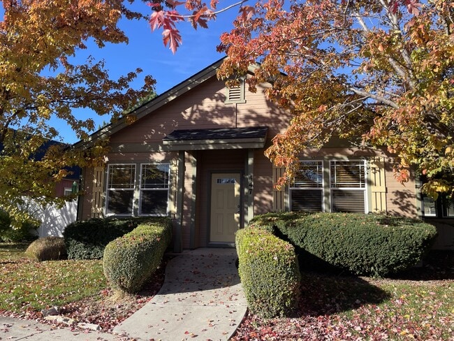 Foto del edificio - 447 N Baxter Way