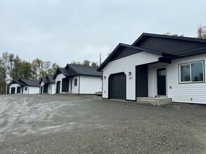 Building Photo - 7053 W Bull Rush Ave