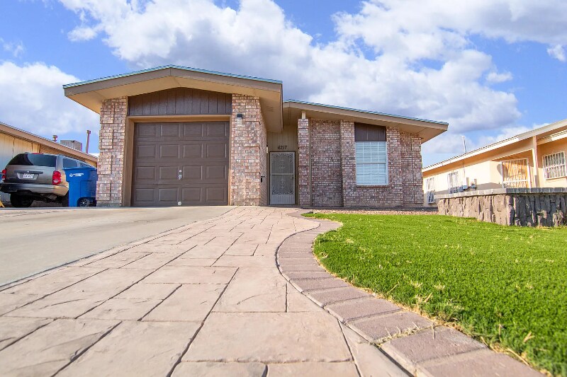Foto principal - 6217 Arch Bridge Dr