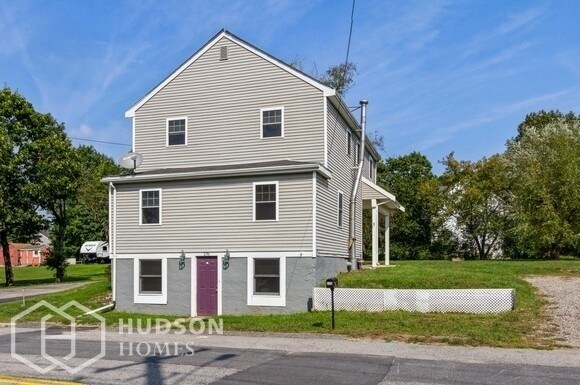 Building Photo - NOW AVAILABLE! 176 Read St, South Attlebor...