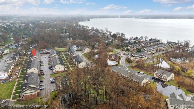 Foto del edificio - 420 Old Pine Way